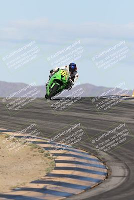 media/Nov-16-2025-Race Pace (Sun) [[8c5fa54630]]/Verified Riders/1-Turns 9 and 10 (925am)/